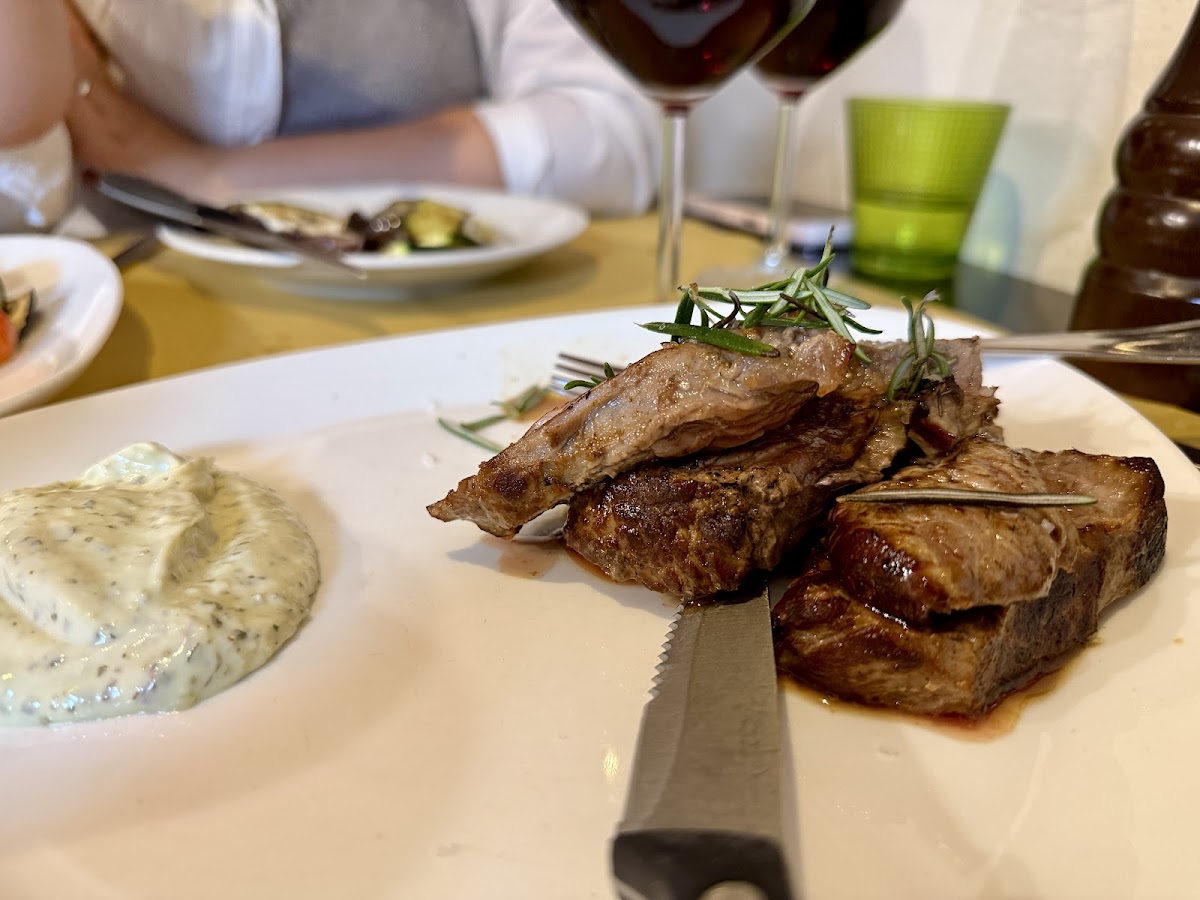 Fegato alla veneziana con polenta bianca